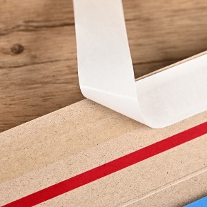 Enveloppes A4 blanches plates et rigides en carton rigide d'expédition à joint automatique avec bande déchirable