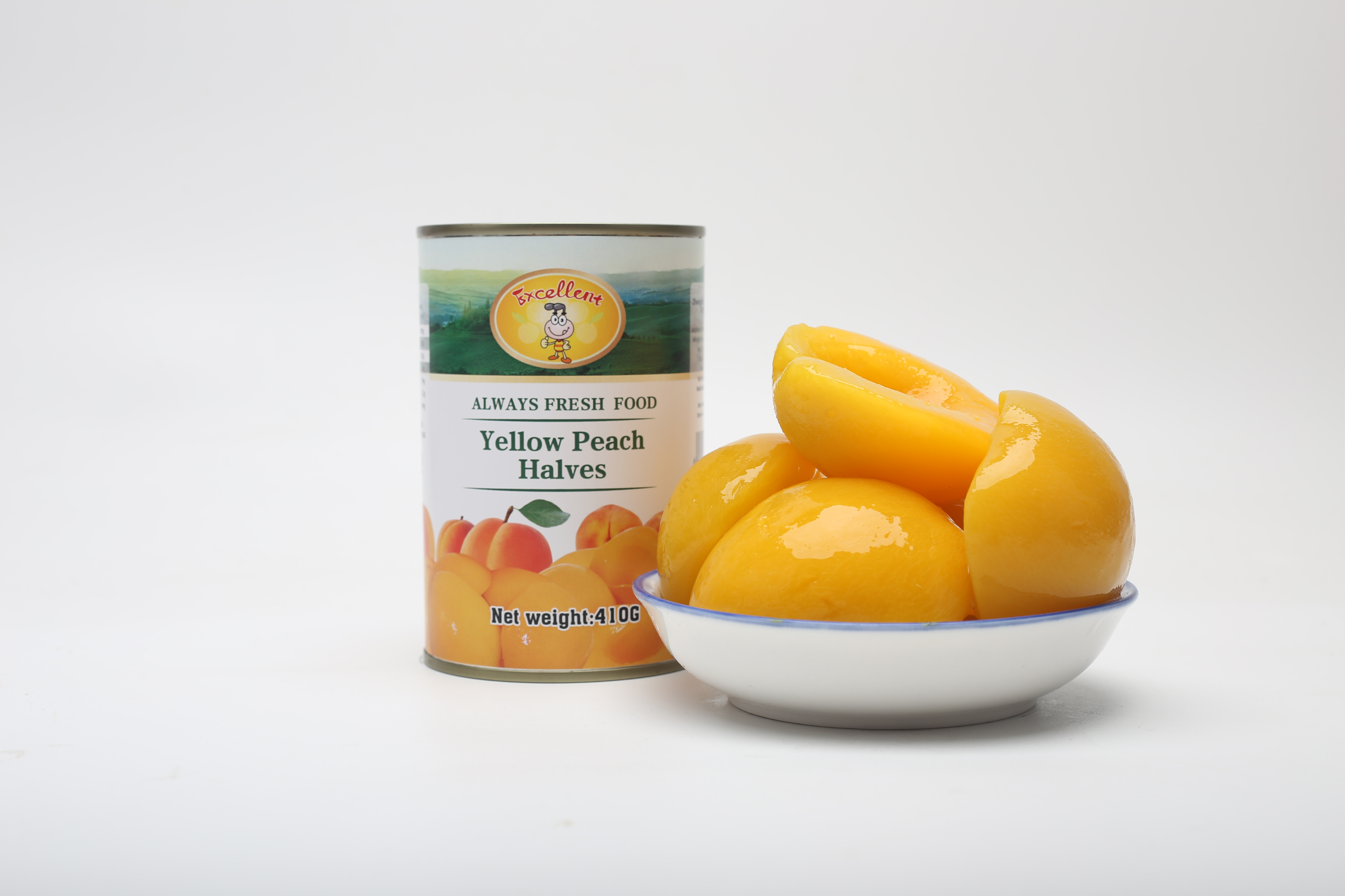 Knusprige, süße und saftige gelbe Pfirsiche aus der Dose, so lecker, dass man sie aufessen kann, sogar den Sirup!