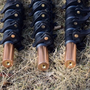 Telescopic carbon fibre rods with section locks Metal detectors