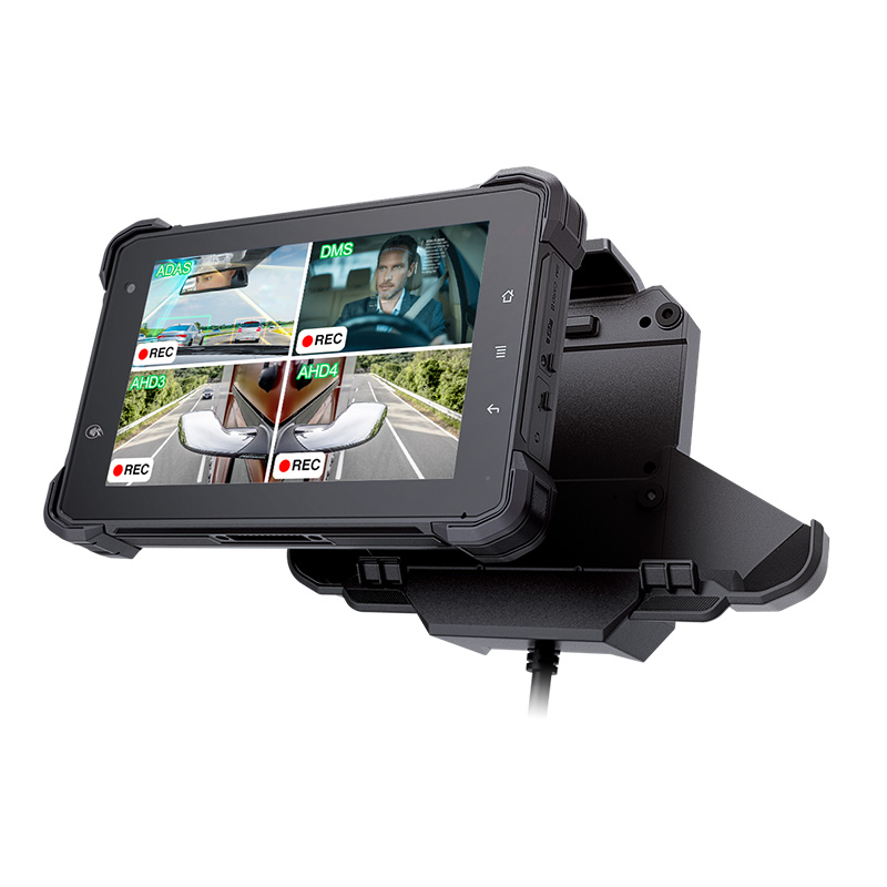 All In One Solution With 4 Channels AHD Camera Inputs For Vehicle Video Survillance Systems VT-7 PRO (AHD)