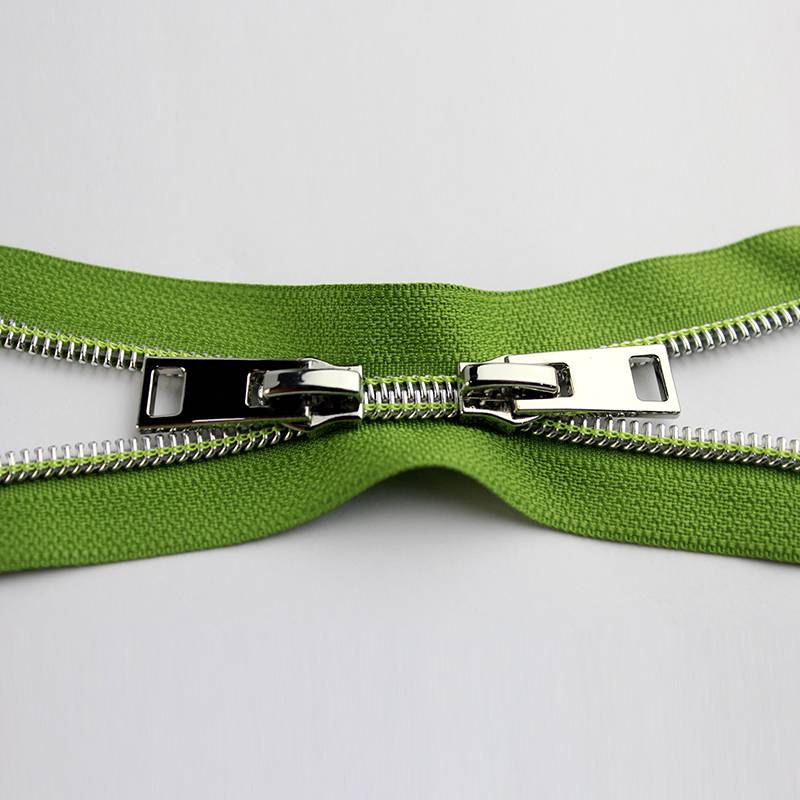 7# nylon zip shiny sliver 2-ways X-type close end Featured Image