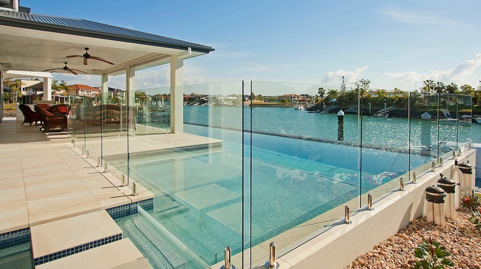 Swiming Pool glass railing