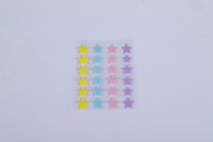 ColorPop: pegats de grans vibrants per a un tractament divertit i eficaç de les taques