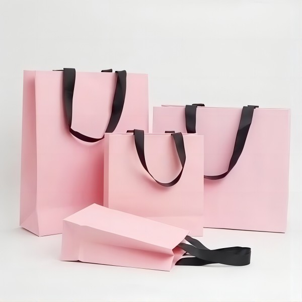 What are the materials and processes of paper gift bags