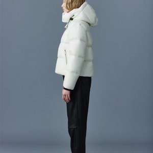 Women Down Jacket Storm Visor Shearling-Trimmed Hood Relaxed Fit Zipper Pockets Manufacturer Wholesale