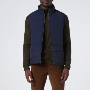 Men Quilted Vest 100% Polyester Funnel Neck Front Zipper And Body Pockets For Wholesale 2023 Winter