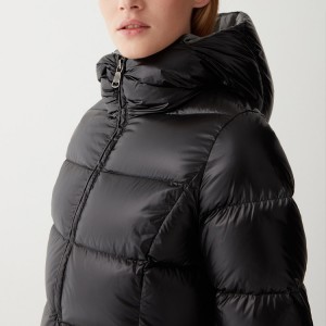 Outdoor Winter Keep Warm Custom Woomen’s Long Down Jacket With Hood