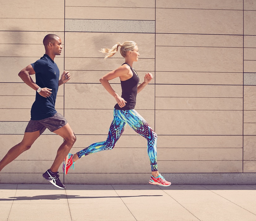 Is it better to wear shorts or leggings for running?