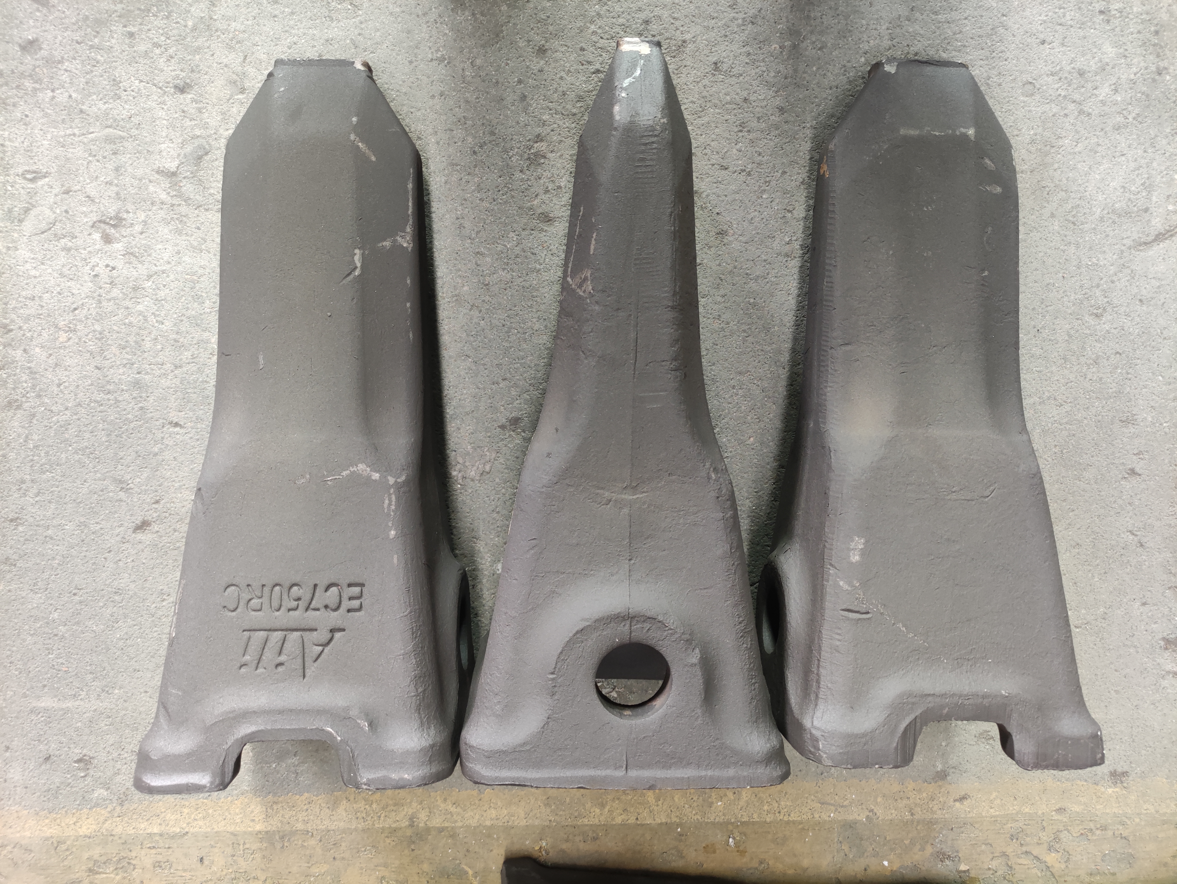 Forging EC750RC Tooth-Excavator bucket tooth for mining