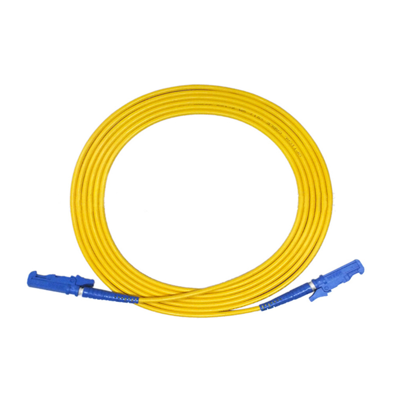 Cables de conexión simplex Fibra óptica monomodo E2000 APC UPC