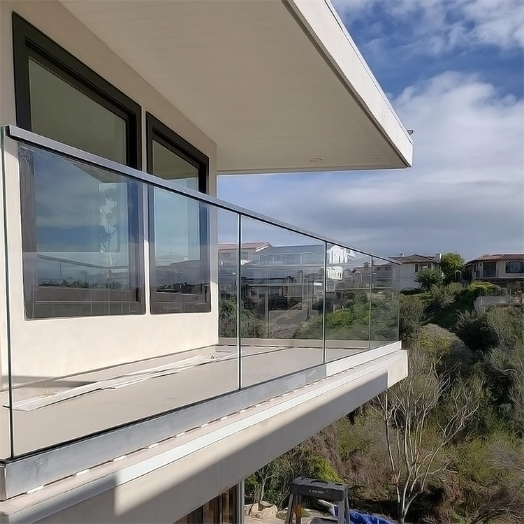 Enhance the Beauty of Your Balcony with an Advanced Glass Railing System
