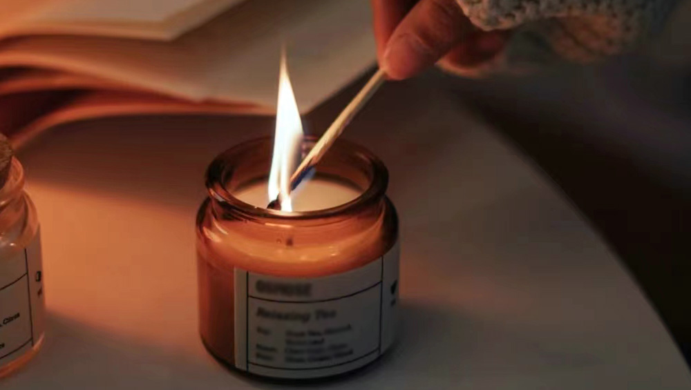 How to choose your first scented candle