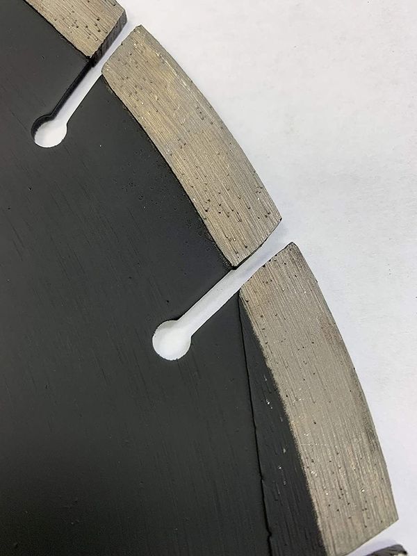 Undercut Segments Abrasive Sintered Diamond Asphalt Cutting Blade
