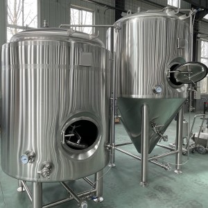 Tanque cónico de fermentación de cervexa