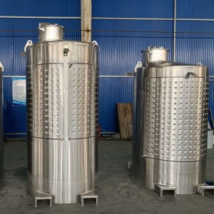 Квадратен резервоар за вино што може да се натрупува