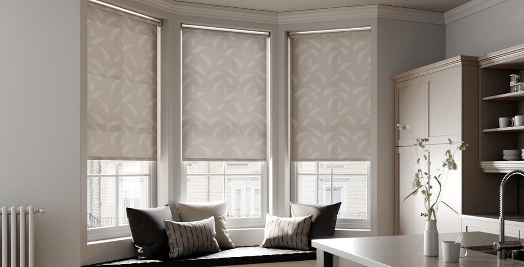Do You Know the Advantages of Aluminium Profiles in Roller Blinds Fittings?