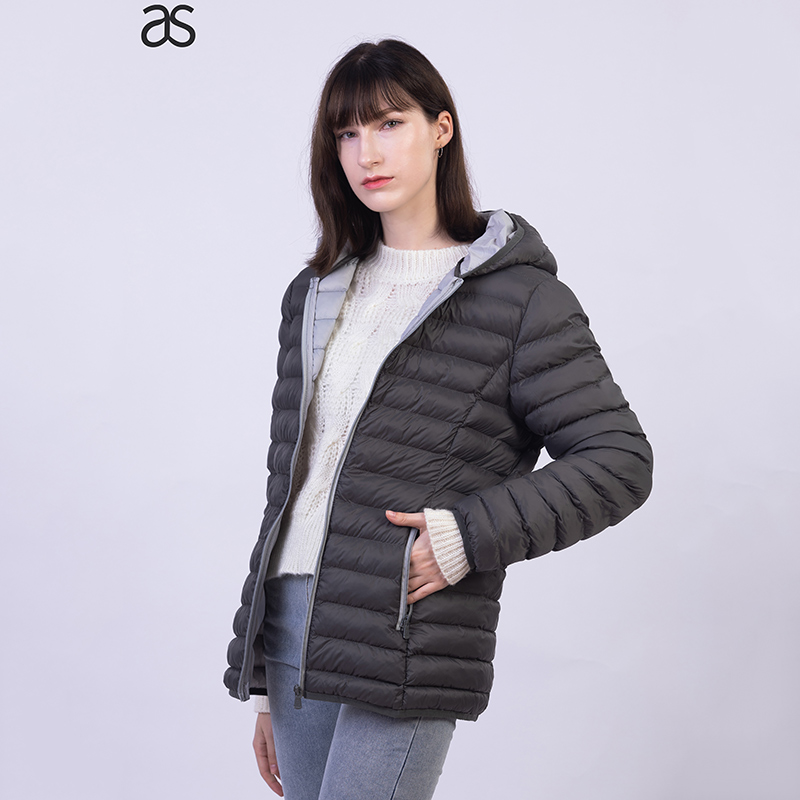 Women’s-light-weight-Fake-down-Puffer-Winter-Outwear-Quilted-Hooded-Girls-Jacket-Coat-1
