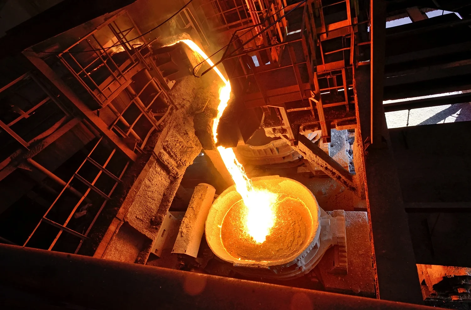What should we pay attention to during the manufacturing process of high-temperature alloys?