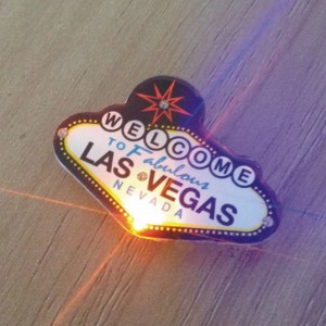 Badge di spilla LED di Natale su misura per a festa