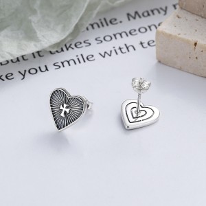 Factory Price Personalized Premium Ear Studs