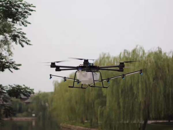 Uses and advantages of agricultural spraying drones