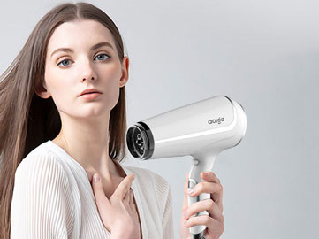 What Should I Pay Attention To When Using A Hair Dryer