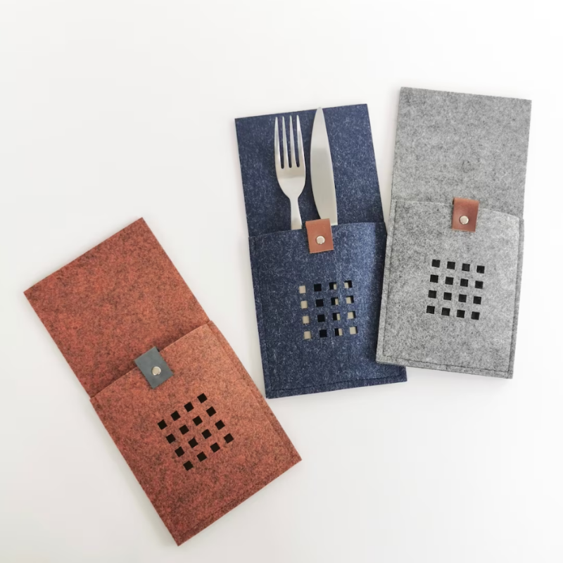 Non-woven fabric Cutlery holder with little squares and leather felt cutlery bag pockets set