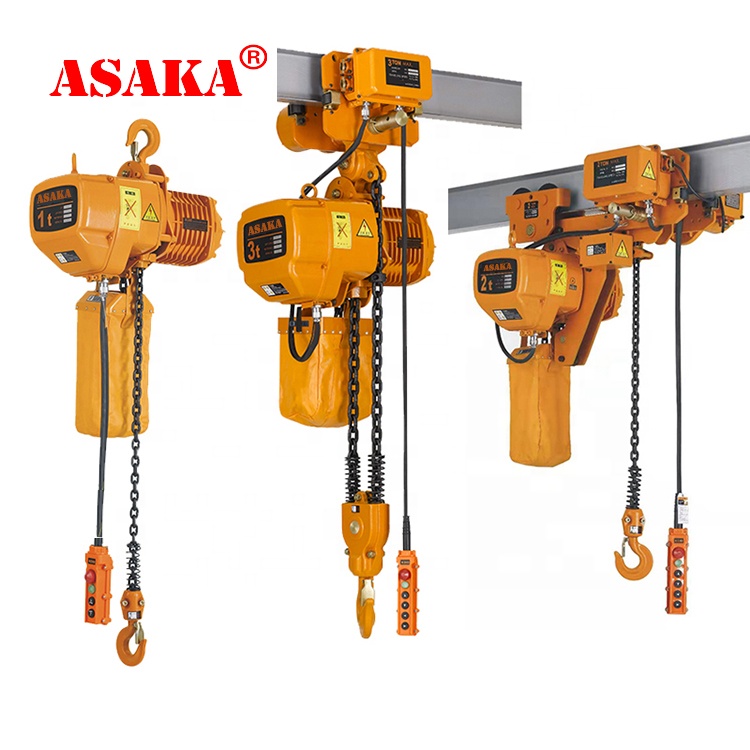 What is the role of lubricating oil in electric chain hoist heavy duty