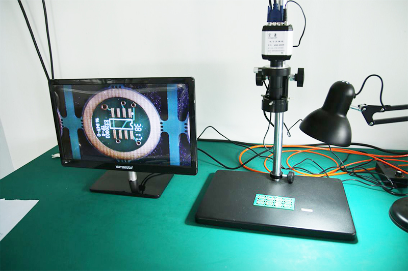 Electronic mirror inspection bench