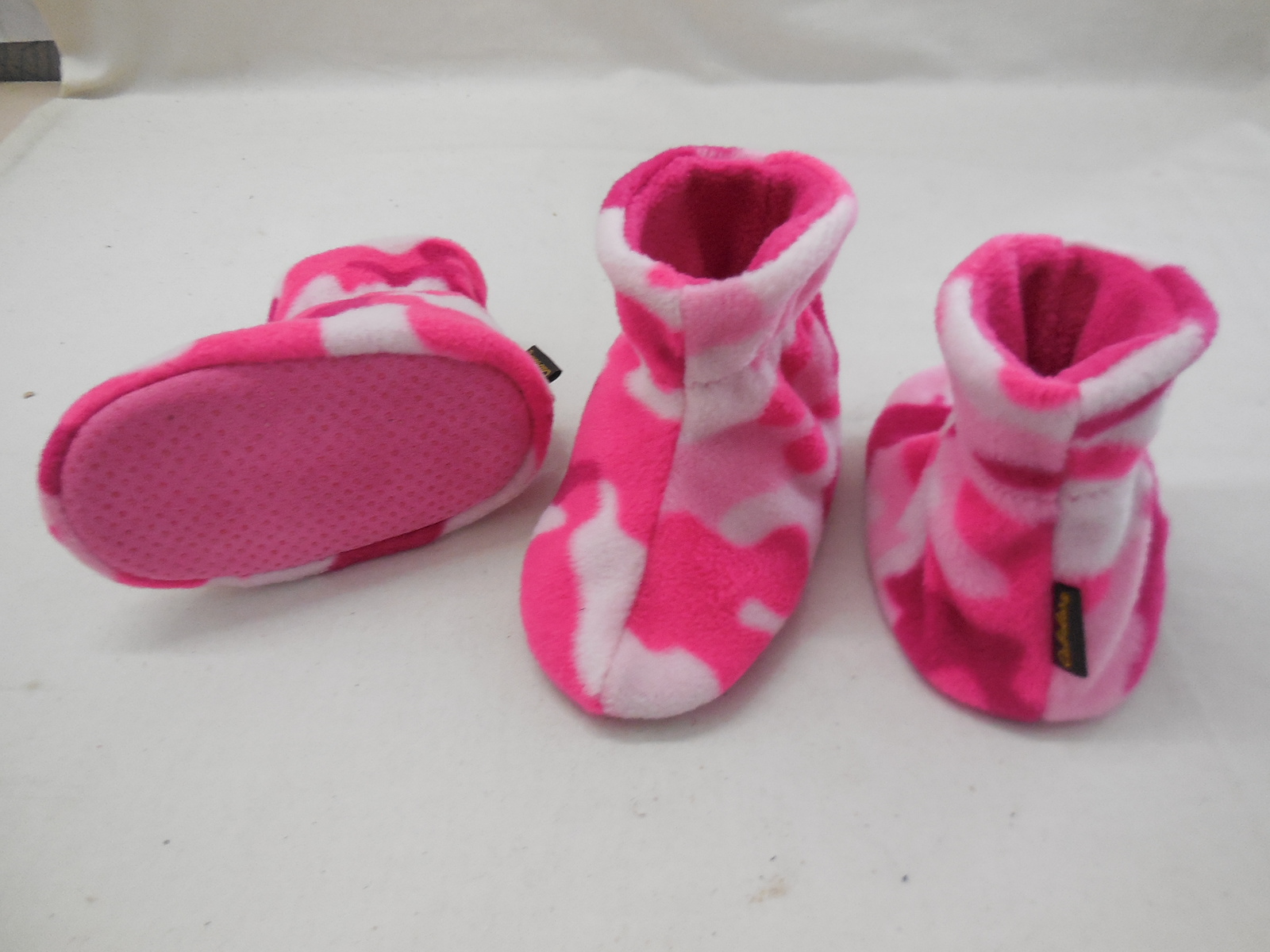 BABY BOOTIES SOFT WARM HOME SHOE Featured Image
