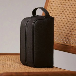 Wholesale Custom Messenger Bag Suppliers –  Custom Pebble Leather Fashion Toiletry Wash Bag For Men Manufacturer – Champion