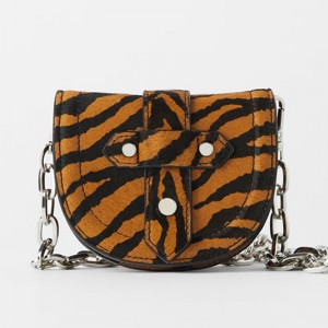 Wholesale Custom Womens Shoulder Bags Factories –  Custom Animal Print Leather Women Mini Crossbody Chain Bag  – Champion