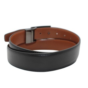 Reversible Belt with a Checkerboard Pattern for a Retro Vibe 35-23301