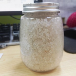 Wholesale Customized eco friendly dead sea bath salt adult natural fragrance relaxing bath salt with herbals