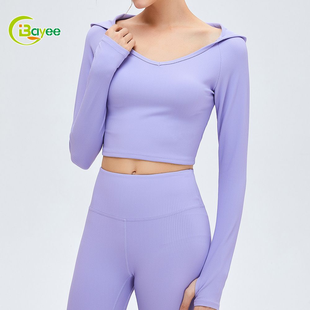 China Gold Supplier for Embossed Sweatshirt - Women Long Sleeve Gym Crop Top T-shirt with Hood – Bayee