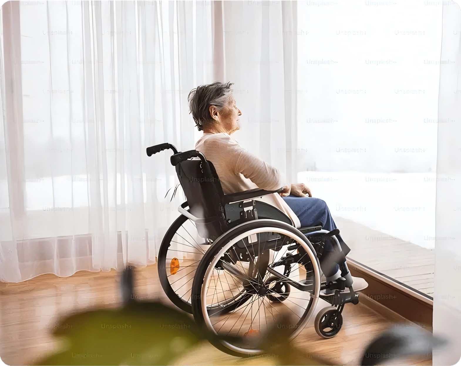 How does Baichen maintain high standards in electric wheelchair exports