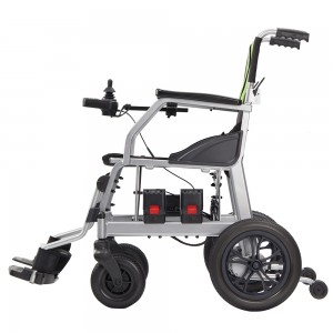 Compact electric wheelchair for tight spaces