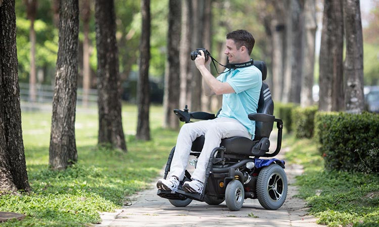 Ultra-light carbon fiber wheelchair