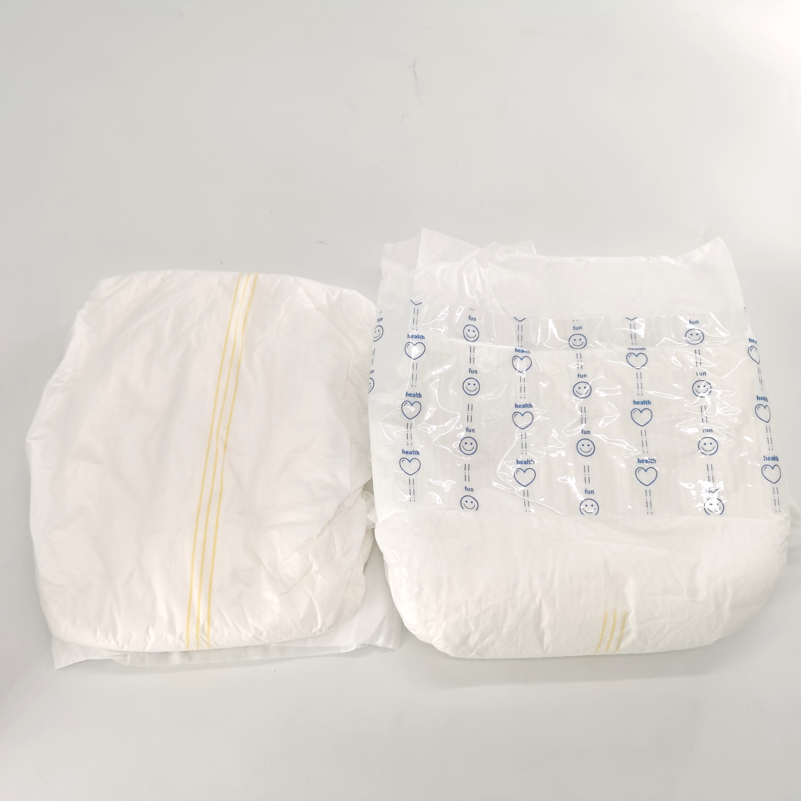 OEM ODM Disposable Adult Diapers Hypoallergenic Fragrance Free