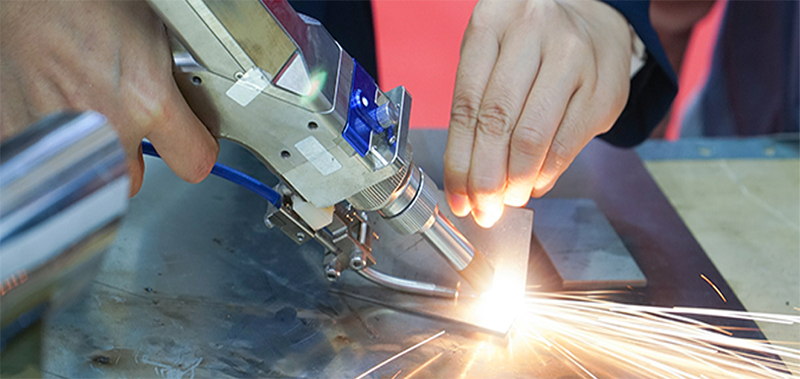 How to maintain the laser welding machine