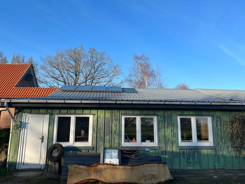 독일 고객을 위한 12KW 하이브리드 태양광 패널 시스템