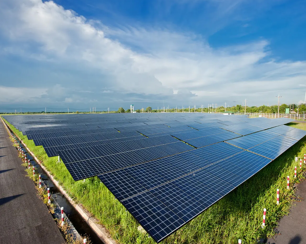 WHAT ARE THE BENEFITS OF SOLAR POWER