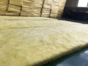 OEM/ODM China China Fireproof Thermal Insulation Fiber Glass Rock Wool Blanket