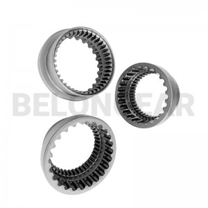 Double internal ring gear used in planetary gearbox