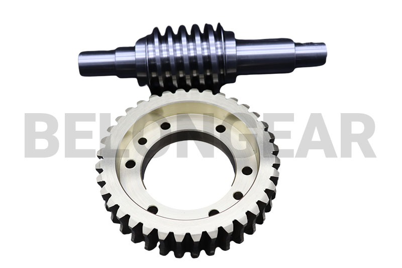 Worm gear set used in worm gear reducer Featured Image