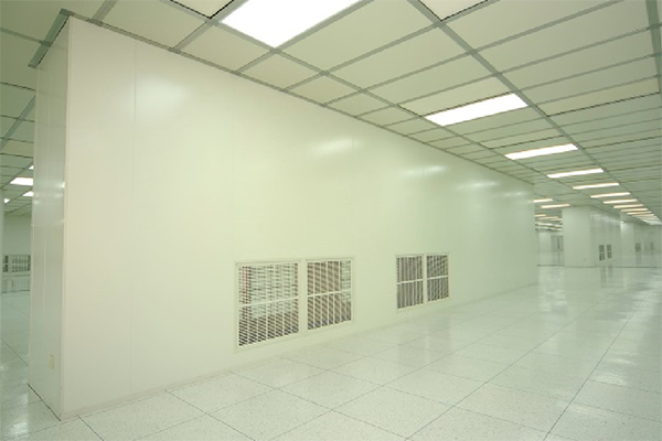 Electronic Cleanroom in Canada (1)