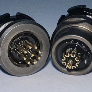 A Series: IP 68 waterproof aluminum and brass metal 360 degree EMC shielding break away circular connector