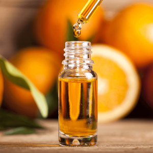 Čisto naravno olje lupine sladke pomaranče