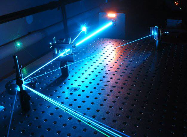 Informacije o varnosti laserskega laboratorija