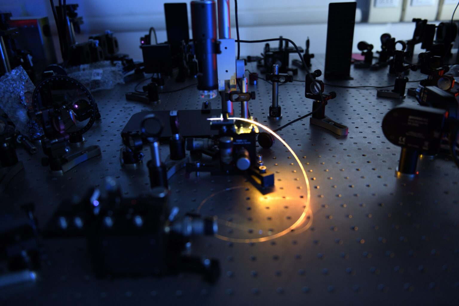 В Китае строится первый аттосекундный лазерный прибор